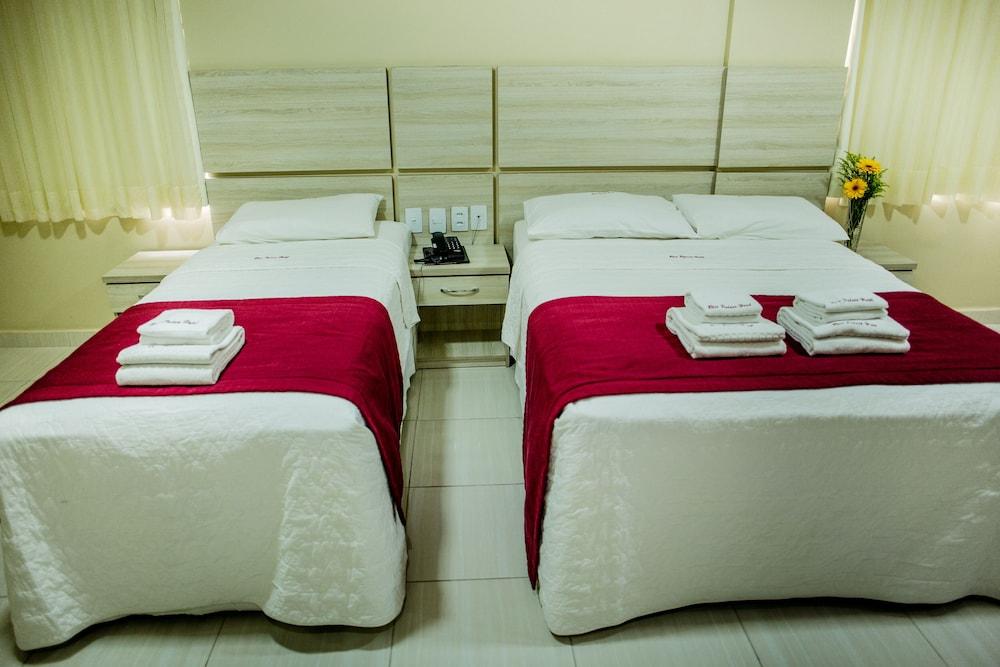 Reis Palace Hotel เปโตรลีนา ภายนอก รูปภาพ