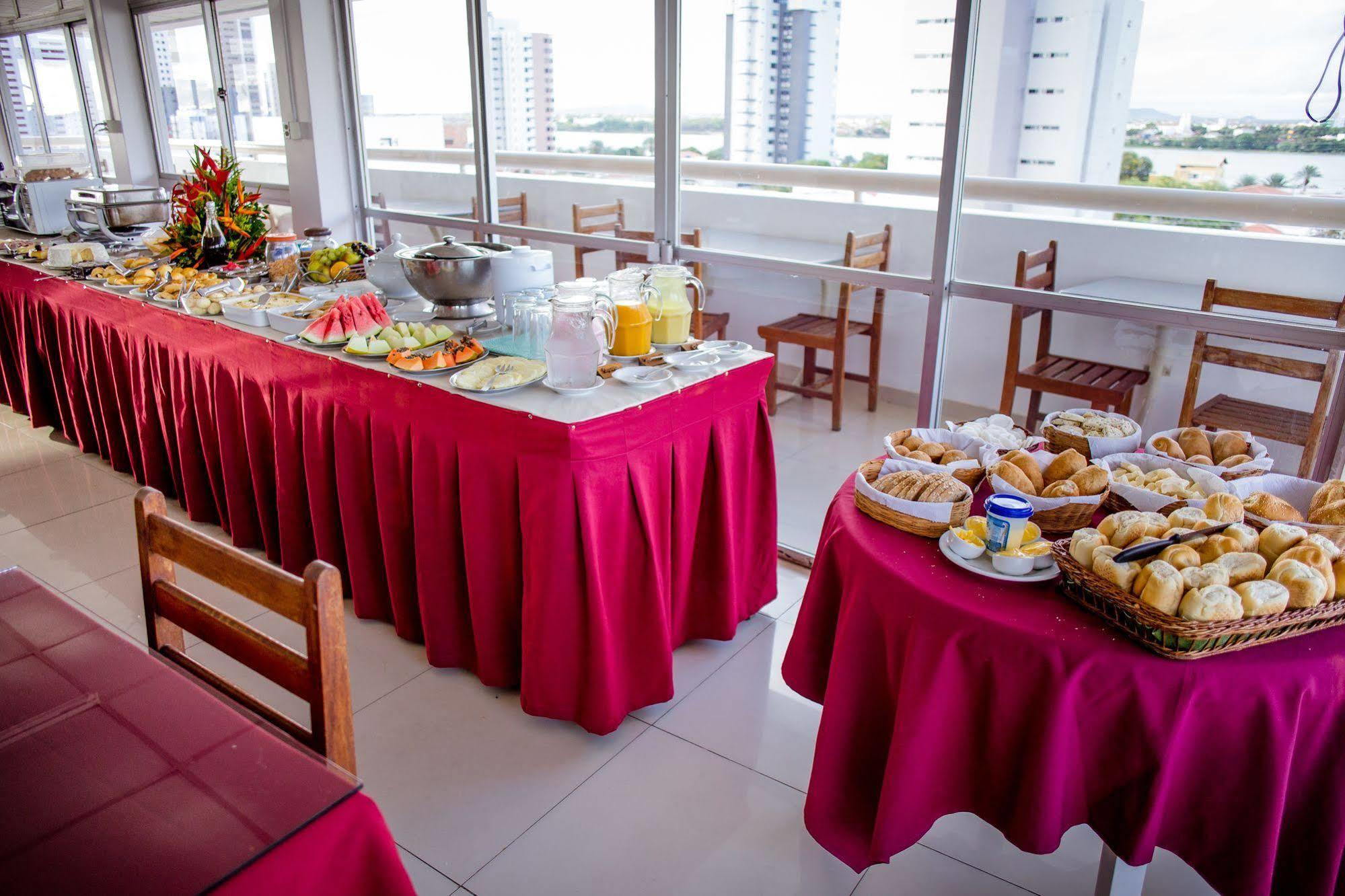 Reis Palace Hotel เปโตรลีนา ภายนอก รูปภาพ